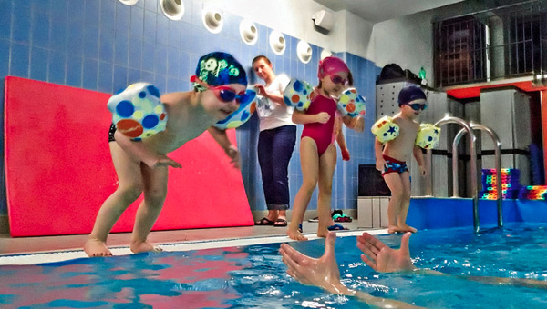 Nauka pływania dla dwulatków Politechnika Gdańska