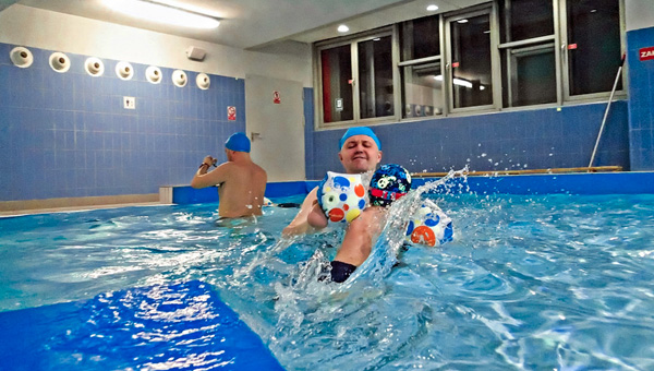 Nauka pływania dla dwulatków – Politechnika Gdańska