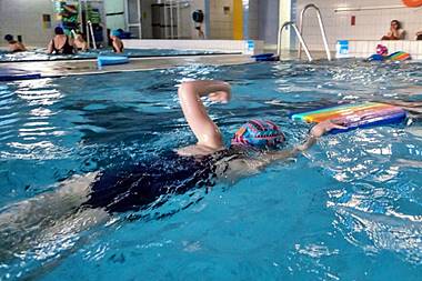 Cennik nauki pływania dla dzieci w wieku powyżej 7 lat