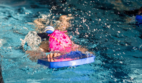 Cennik doskonalenia pływania dla dzieci na małym basenie
